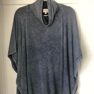 Aritzia Wilfred Free Poncho